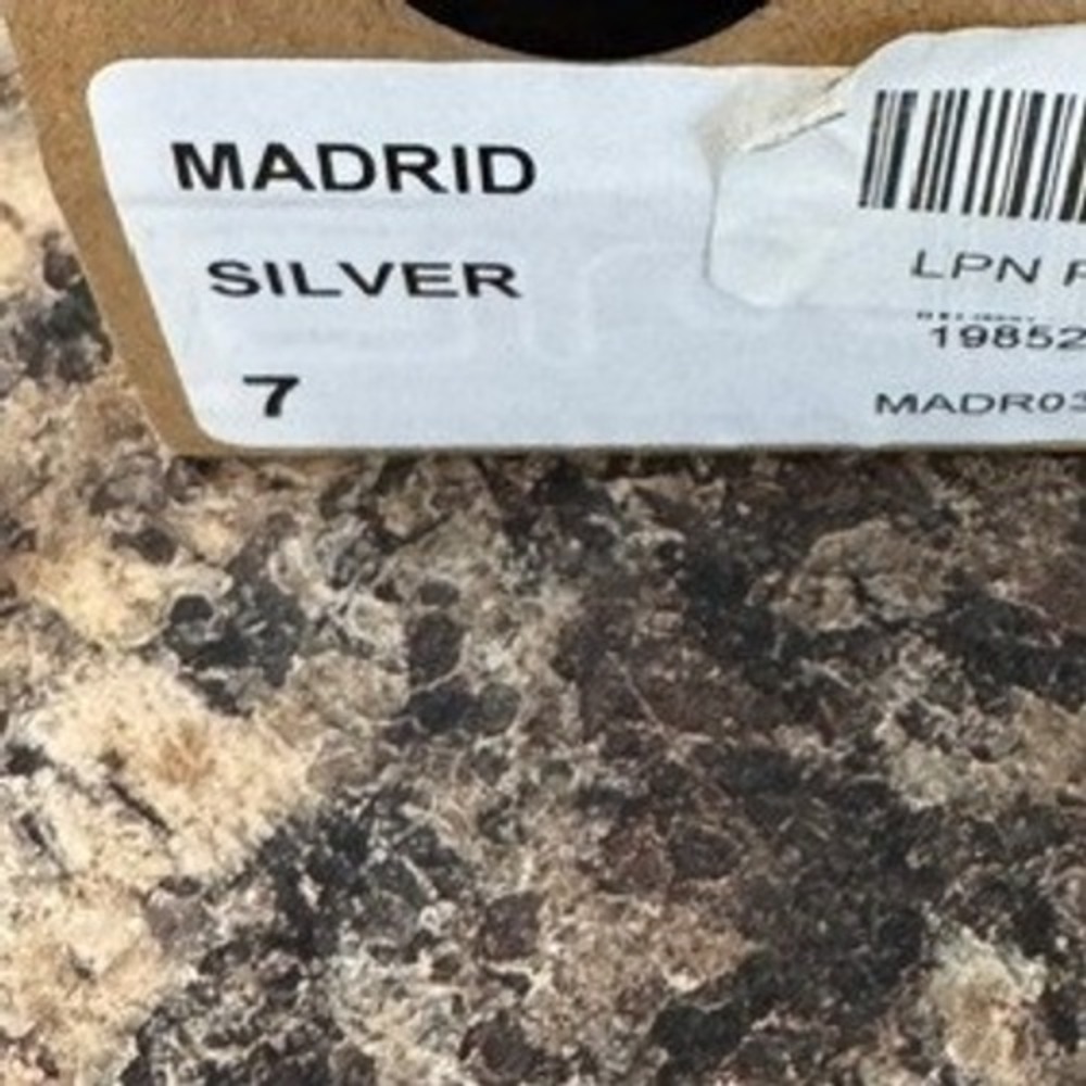 Steve Madden Field Silver Metallic Fold Over Tongue Sneakers Gum Sole Low Top - Picture 13 of 13